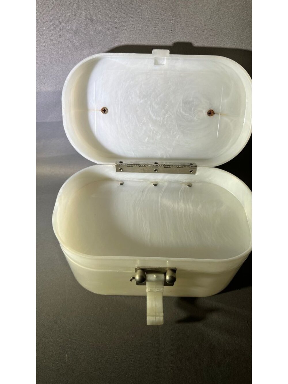 Vintage White Marbled Plastic Handbag Purse W/ Metal Clasp - Picture 5 of 7